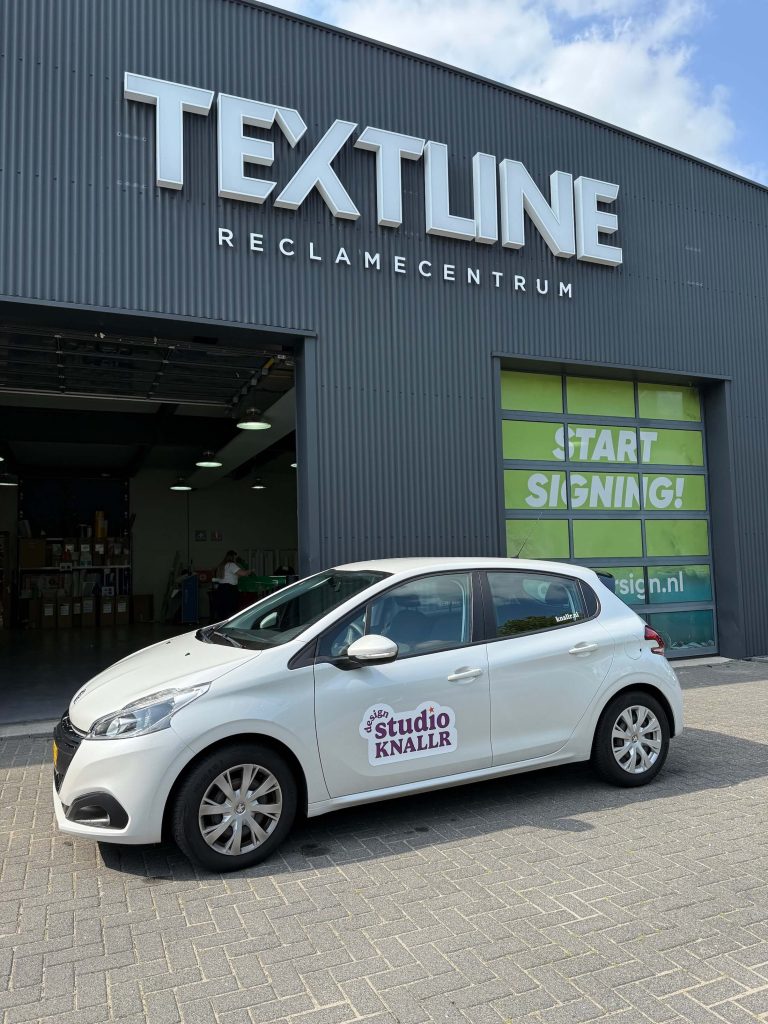 design studio knallr auto bestickering in je branding