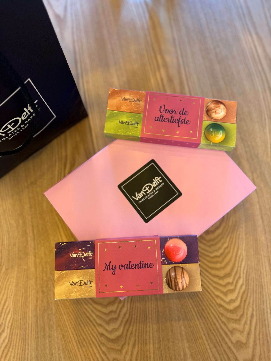 luxe goudfolie cadeausleeves ontworpen